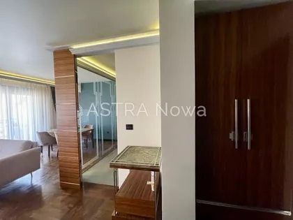 Crveni Krst Vračar | 4zida.rs