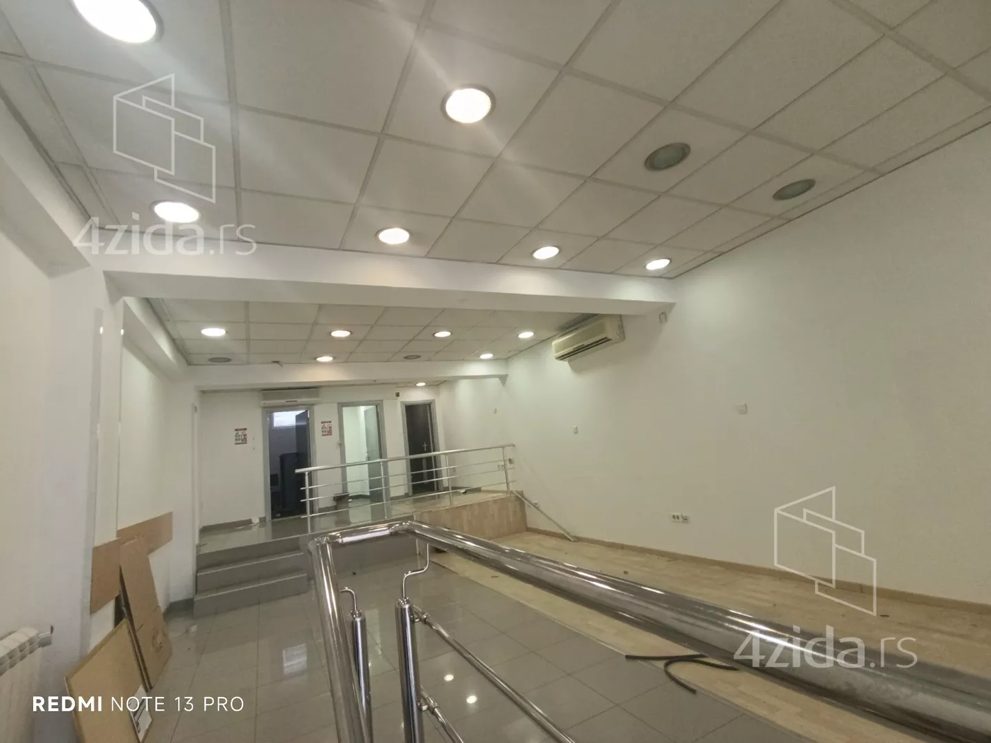 Poslovni prostor | 4zida