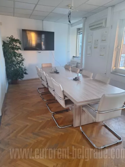 TRG REPUBLIKE | 4zida.rs