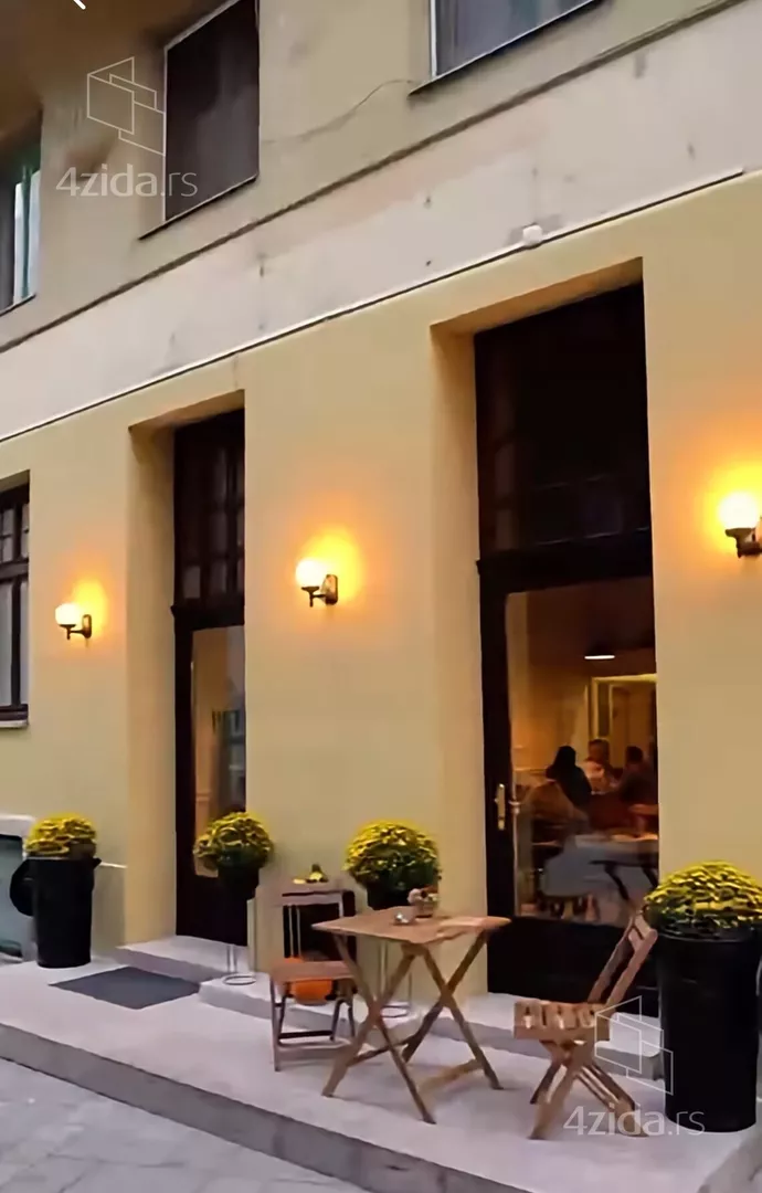 Poslovni prostor | 4zida