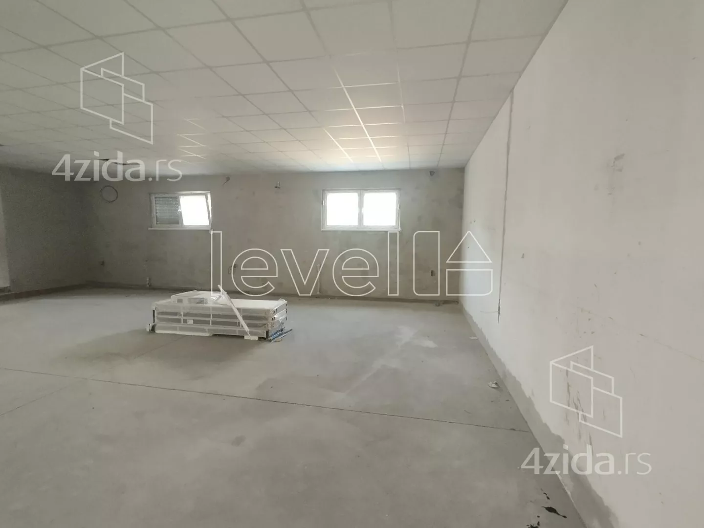 Poslovni prostor | 4zida