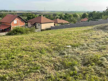 Surčin (mesto) | 4zida.rs
