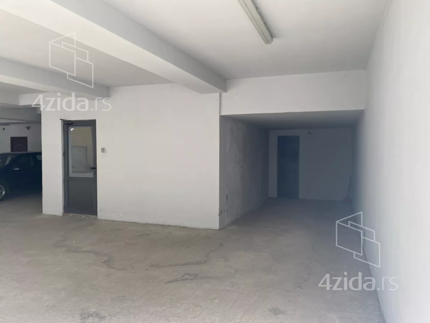 Garaža | 4zida