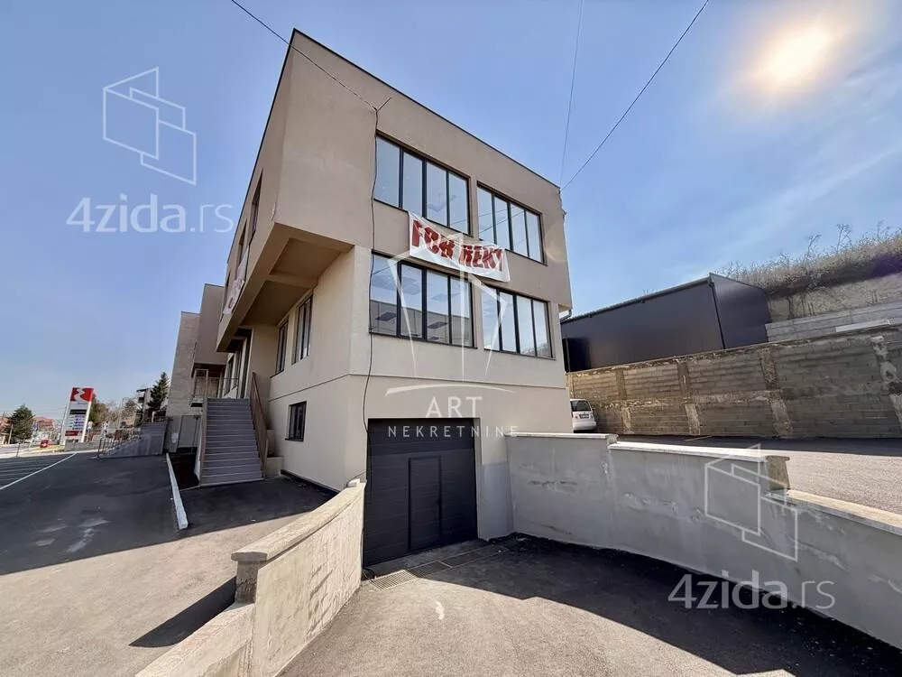 Poslovni prostor | 4zida