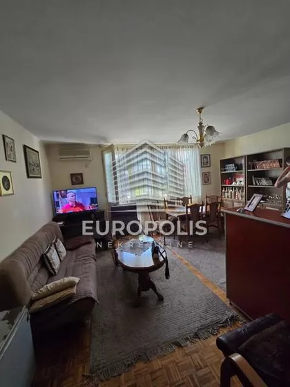 Zemun Polje | 4zida.rs