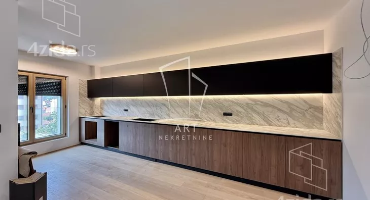 Petosoban stan | 4zida