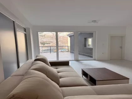 Vidovdanska 8 | 4zida.rs