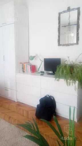 Garsonjera | 4zida