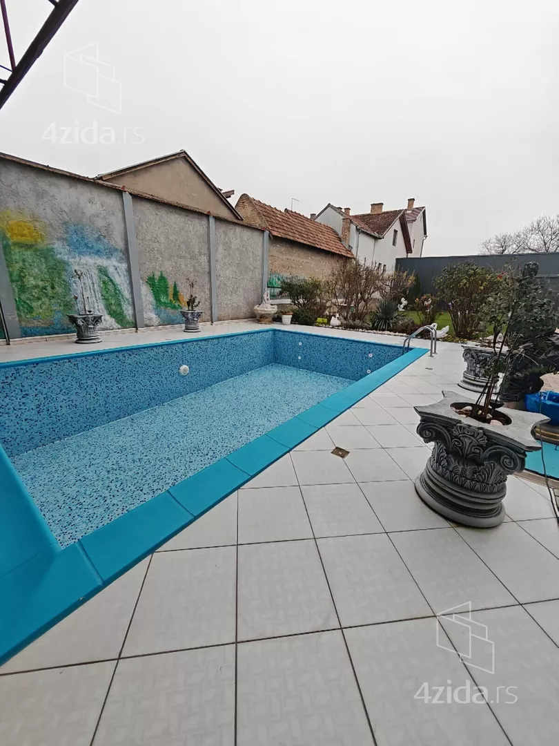 3-etažna kuća | 4zida