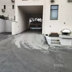 Parking | 4zida