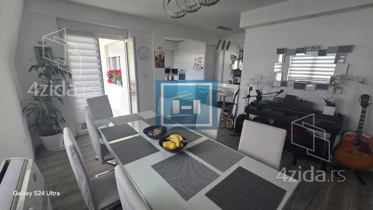 Petosoban stan | 4zida