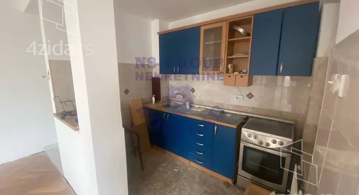 Četvoroiposoban stan | 4zida