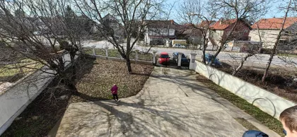 Svetosavska | 4zida.rs