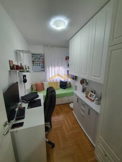 Železnička stanica | 4zida.rs