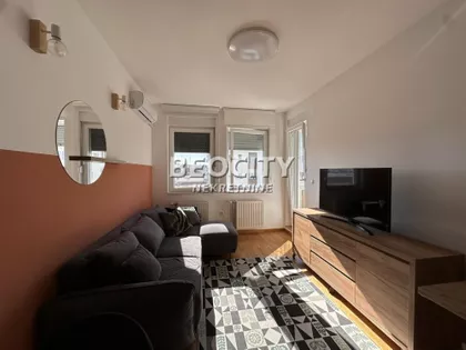 Kraljevića Marka *Kraljev Park* | 4zida.rs