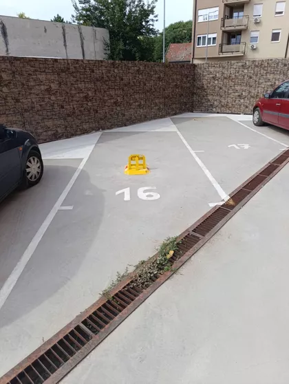 Šolohova | 4zida.rs