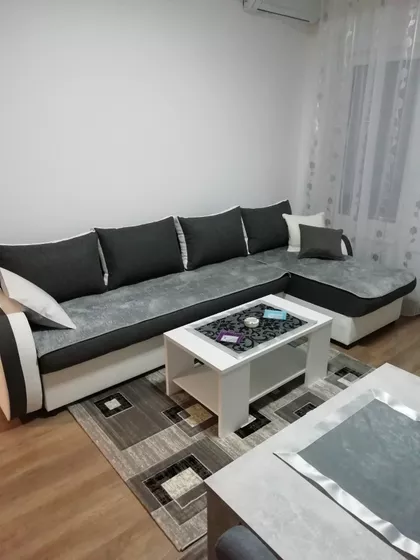 Gradske lokacije | 4zida.rs