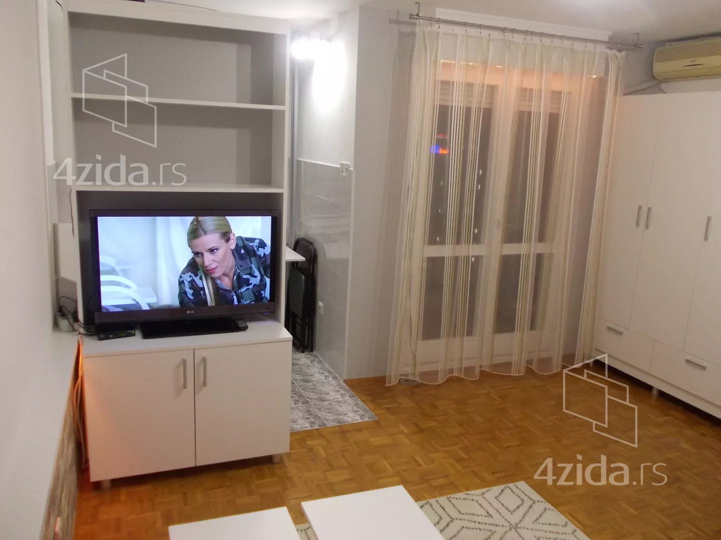 Garsonjera | 4zida