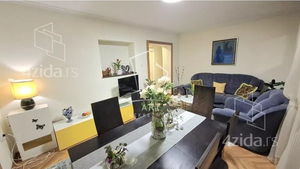 Četvorosoban stan | 4zida