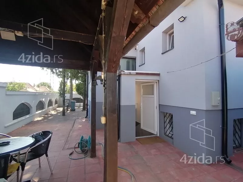 Kuća | 4zida