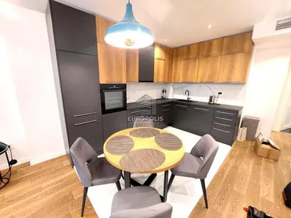 Nikolaja Hartviga | 4zida.rs