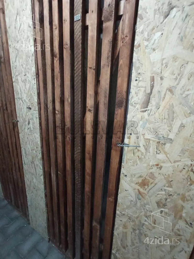 Troiposoban stan | 4zida