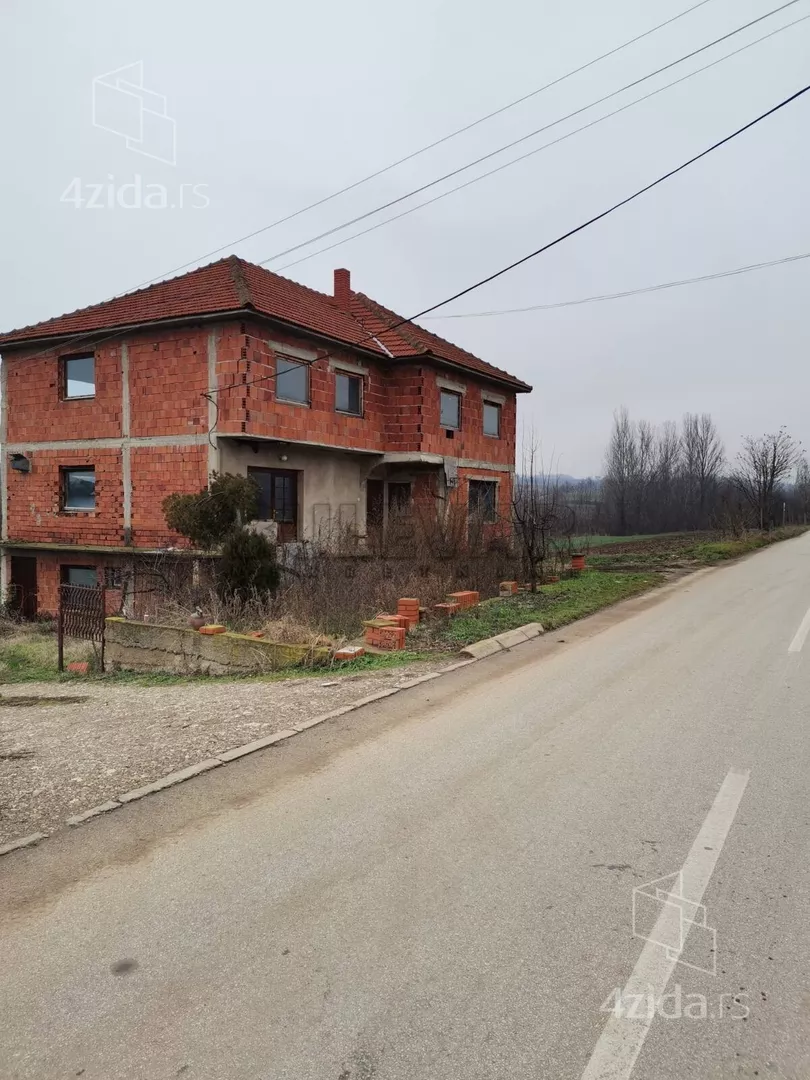 3-etažna kuća | 4zida