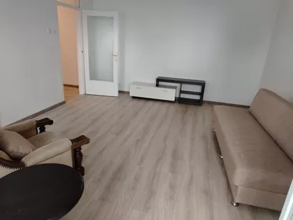 Šenoina 7 | 4zida.rs