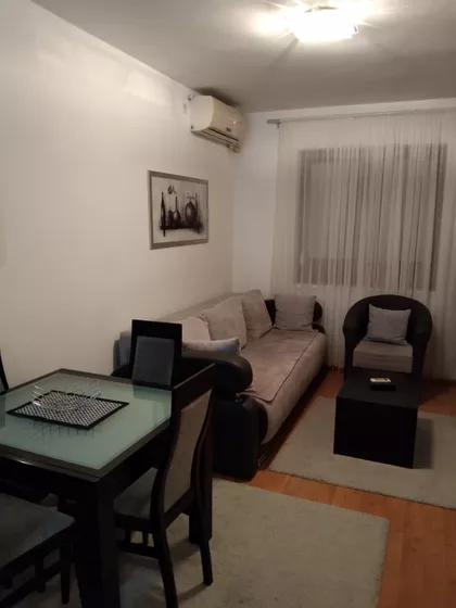 Studenička 58B | 4zida.rs