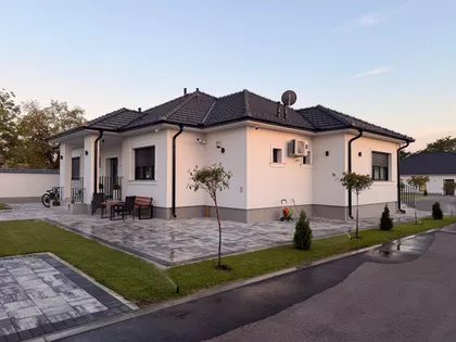 Stevana Sinđelića | 4zida.rs