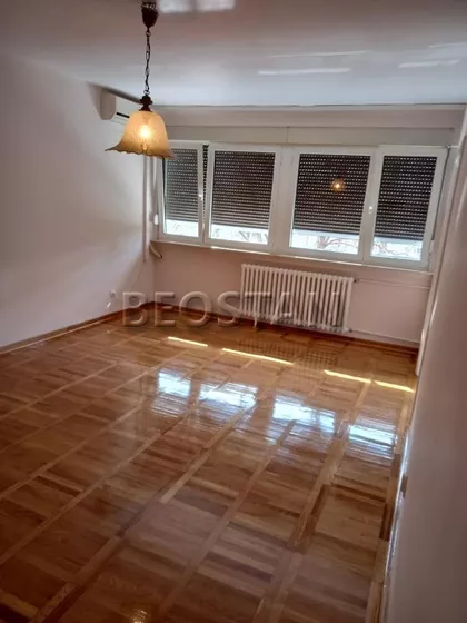 Bulevar Nikole Tesle | 4zida.rs