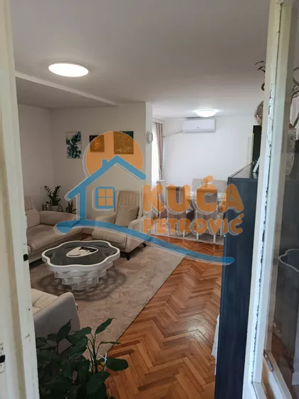 Vojvode Mišića | 4zida.rs