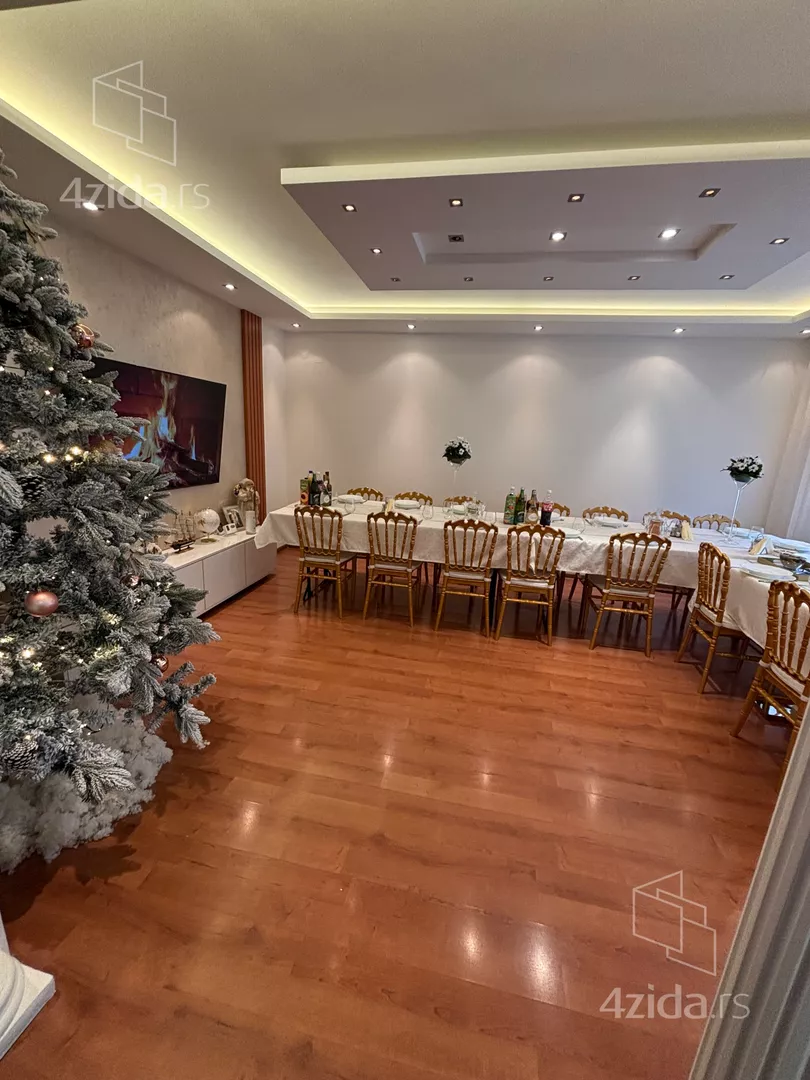 Šestosoban stan | 4zida