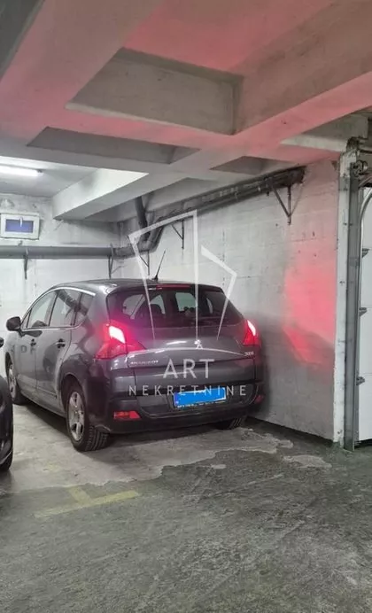 Mažuranićeva | 4zida.rs