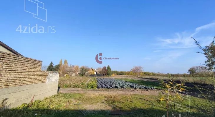 Poslovna zgrada | 4zida