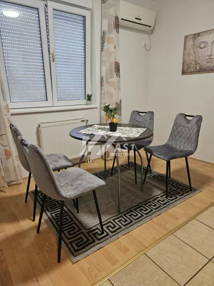 Karađorđeva | 4zida.rs