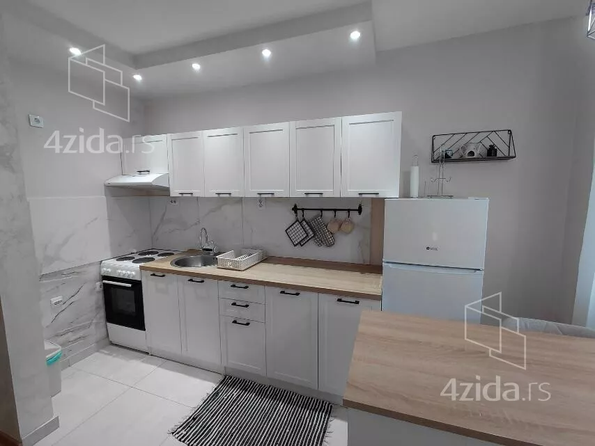 Garsonjera | 4zida