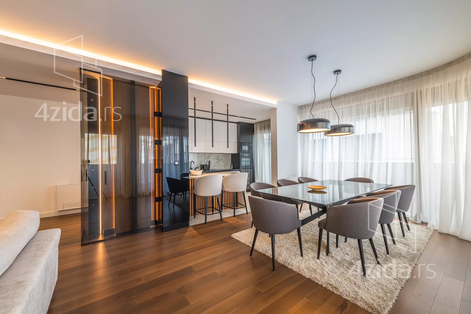 Četvorosoban stan | 4zida