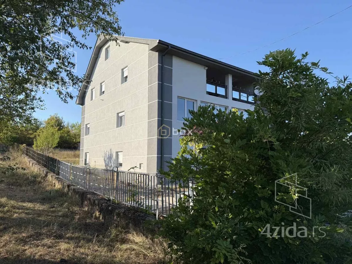 Kuća | 4zida