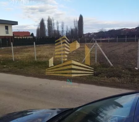 Plac | 4zida
