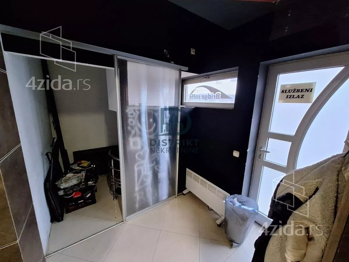 Poslovni prostor | 4zida