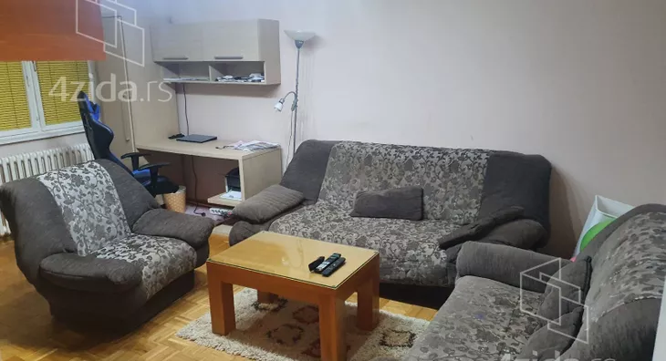 Četvorosoban stan na prodaju, Dositejeva, 90.000€, 74m² - stampaj