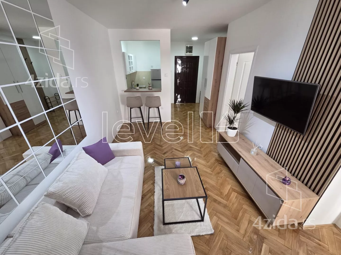 Jednoiposoban stan | 4zida