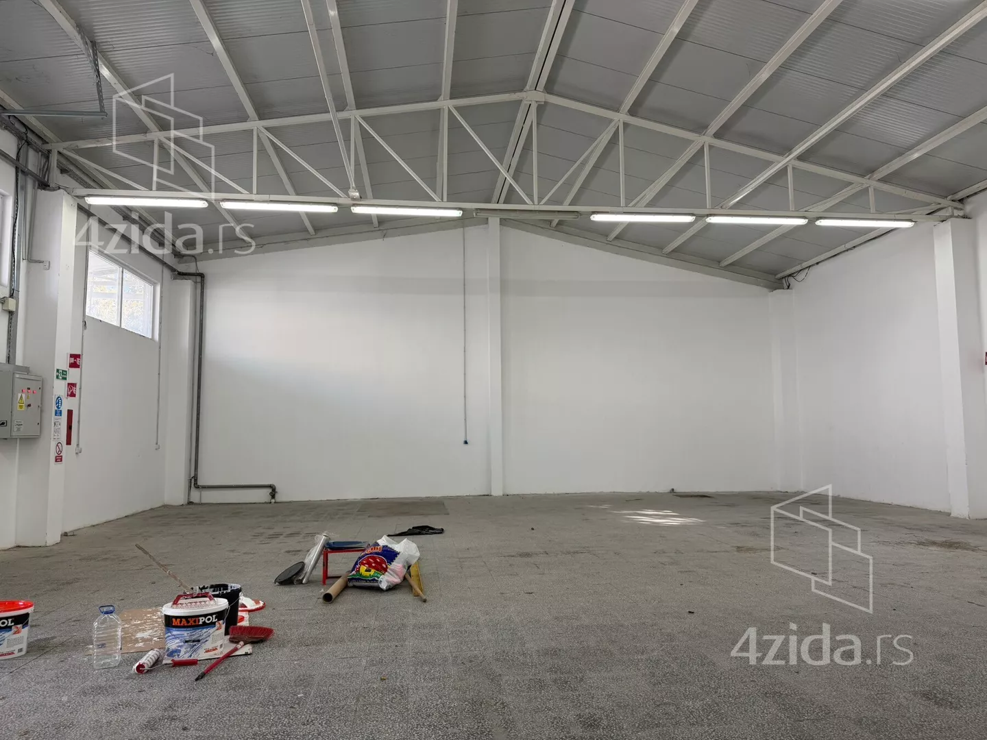 Poslovni prostor | 4zida