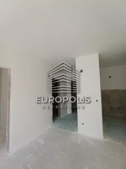 Novi Banovci | 4zida.rs
