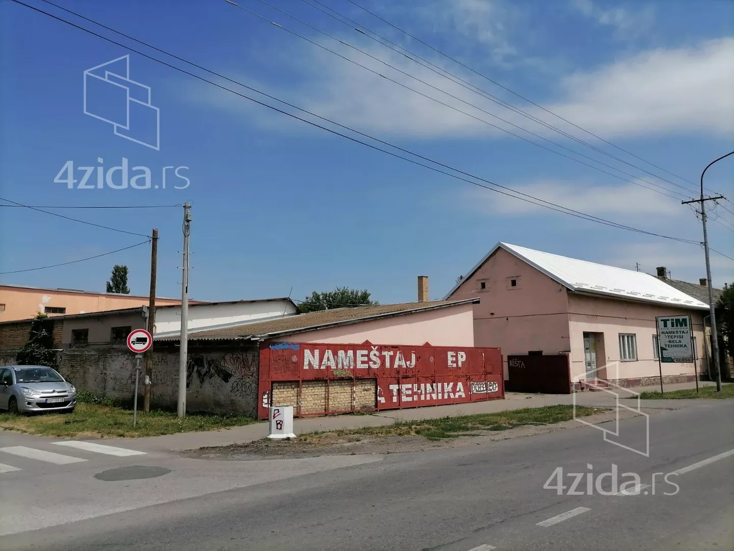 Poslovna zgrada | 4zida