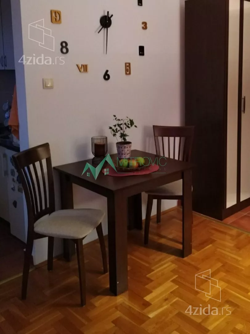 Garsonjera | 4zida