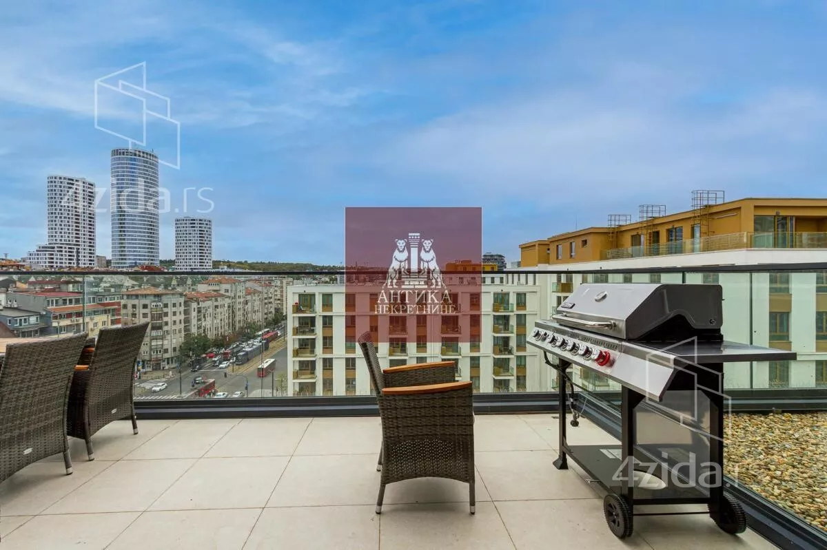 Četvorosoban stan | 4zida