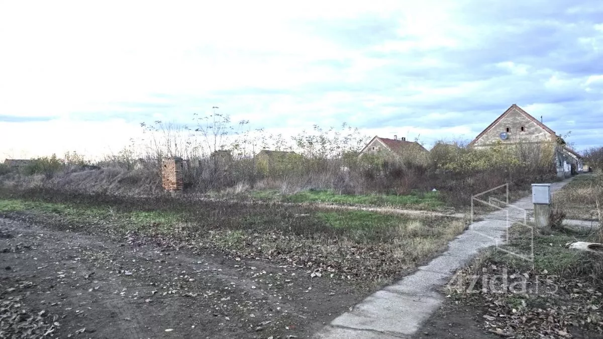 Građevinsko zemljište | 4zida