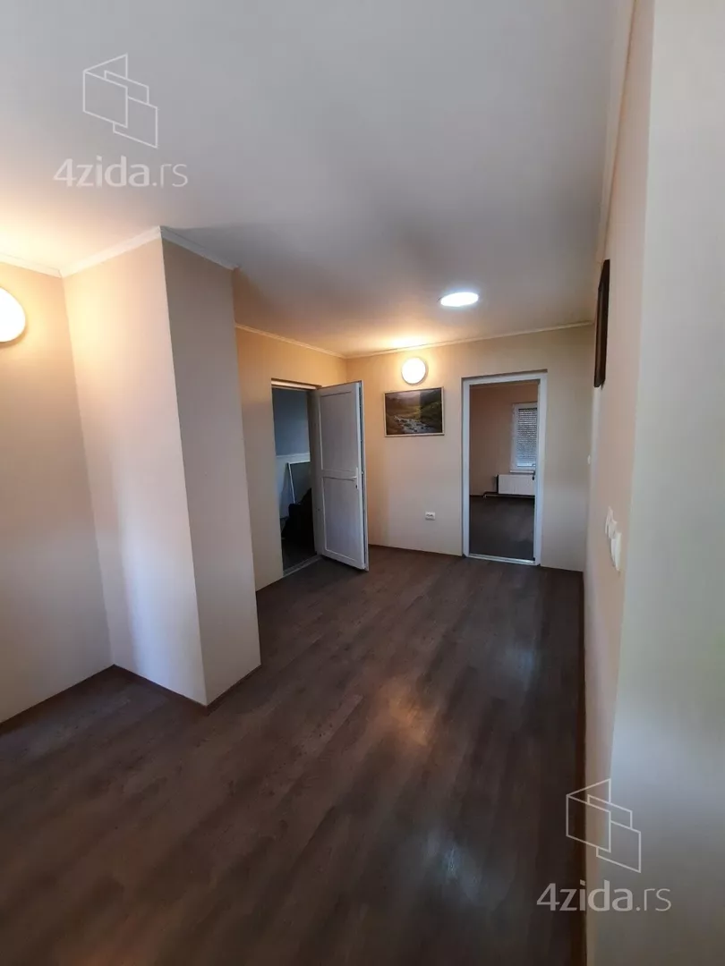4-etažna kuća | 4zida